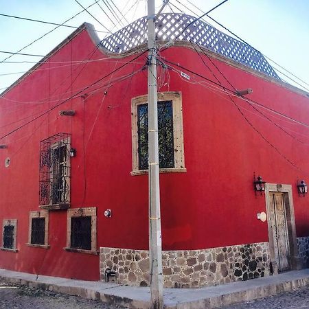 サン・ミゲル・デ・アジェンデ Casa Corazon Centro San Miguel Allendeヴィラ エクステリア 写真