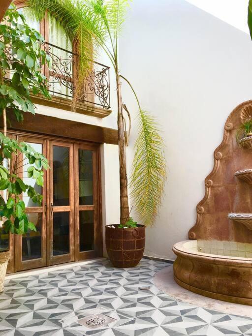 サン・ミゲル・デ・アジェンデ Casa Corazon Centro San Miguel Allendeヴィラ エクステリア 写真